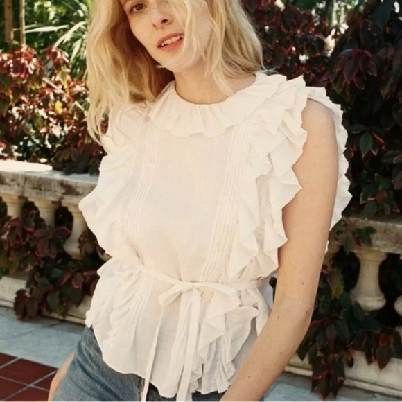 Doen Ruffled Cream Blouse - Picture 1 of 4